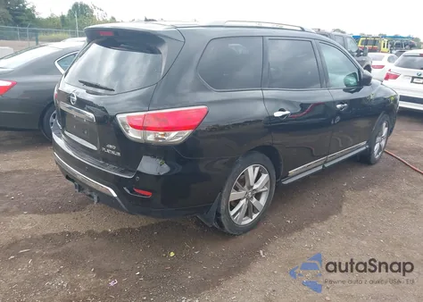2014 Nissan Pathfinder Platinum из США, поврежденный, VIN 5N1AR2MM1EC621655